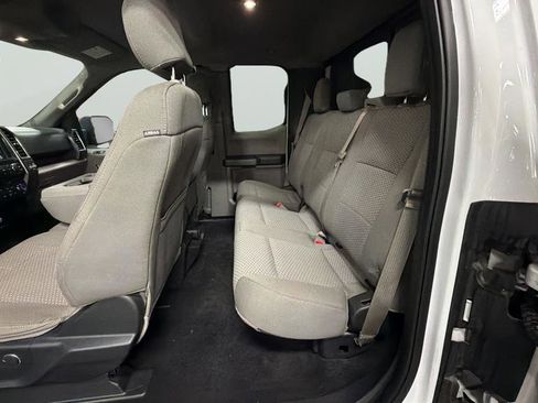 Used 2017 Ford F150 XLT w/ Equipment Group 302A Luxury image 22