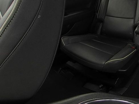 Used 2024 Chevrolet Tahoe Premier AWD/4WD image 12