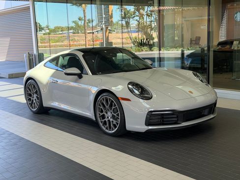 Certified 2021 Porsche 911 Carrera RWD image 5