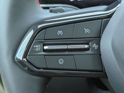 New 2026 Chevrolet Equinox RS image 17