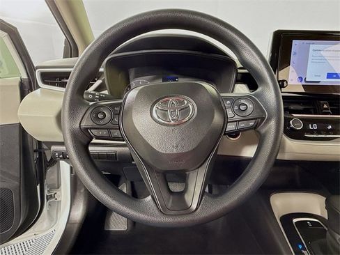 Certified 2025 Toyota Corolla LE image 11