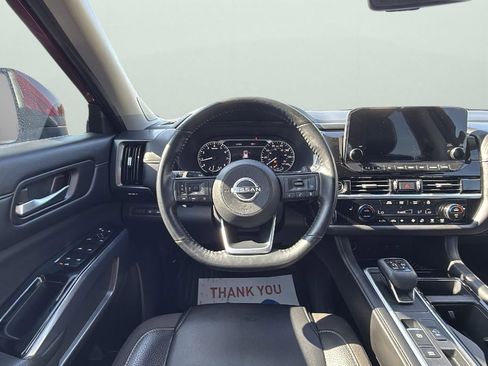 Used 2023 Nissan Pathfinder SL w/ SL Premium Package image 13