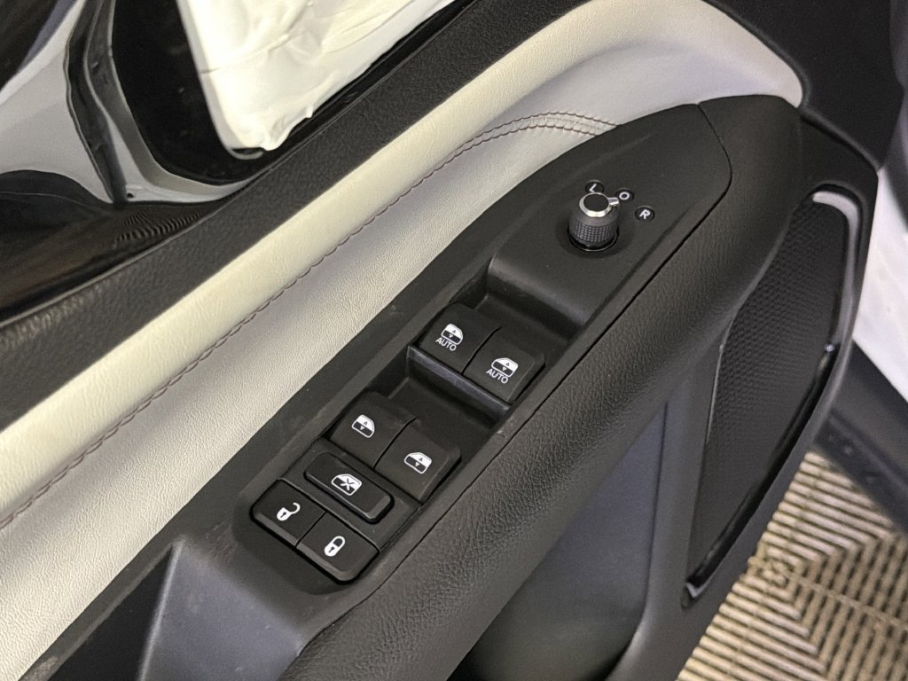 New 2025 Jeep Compass Limited AWD/4WD image 12