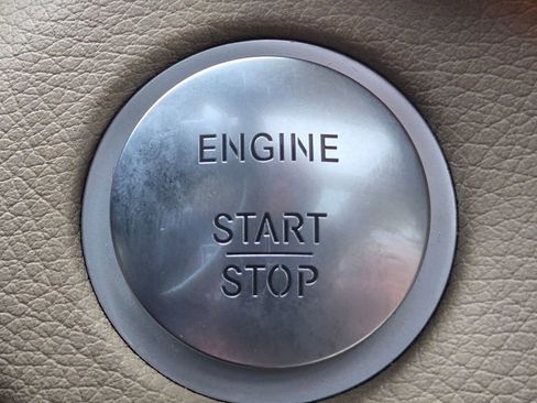 Used 2018 Mercedes-Benz GLS 450 4MATIC image 39