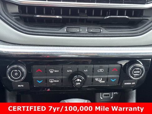 Certified 2022 Jeep Compass Limited image 22