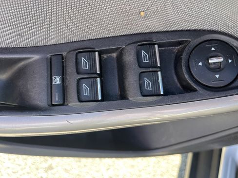 Used 2012 Ford Focus SEL image 10