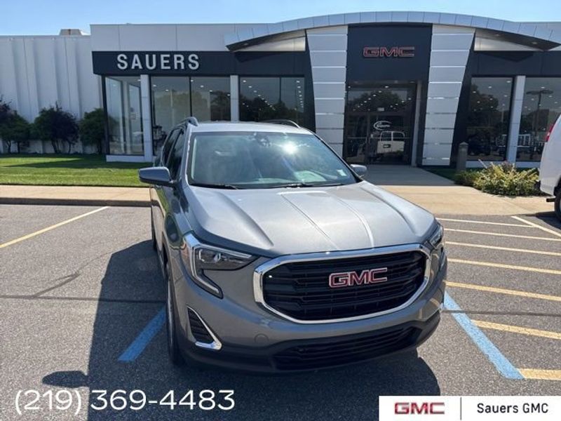 Certified 2021 GMC Terrain SLE w/ Driver Convenience Package image 1