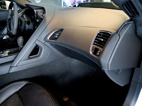 Used 2019 Chevrolet Corvette ZR1 RWD image 33