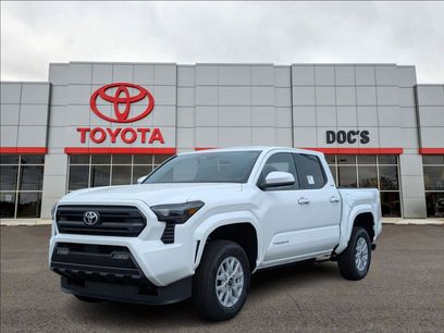 New 2025 Toyota Tacoma SR5