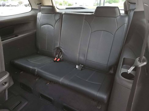 Used 2015 GMC Acadia SLT w/ Open Road Package AWD/4WD image 14