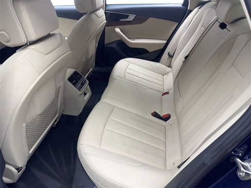 Used 2022 Audi A4 2.0T Premium w/ Convenience Package image 33