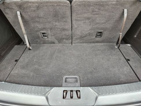 Used 2021 Ford Explorer XLT w/ Equipment Group 202A image 36