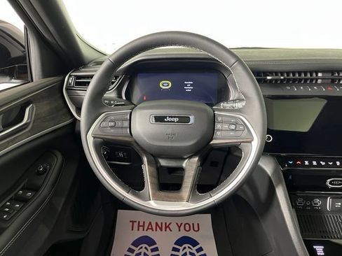 Used 2026 Jeep Grand Cherokee L 4WD image 20