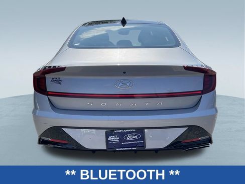 Used 2023 Hyundai Sonata SEL w/ Convenience Package FWD image 4