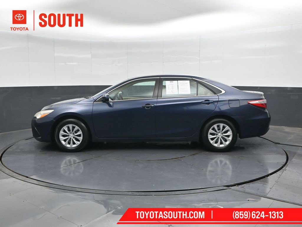 Used 2016 Toyota Camry LE FWD image 7