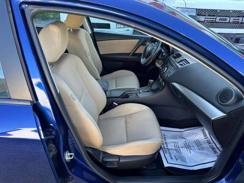 Used 2013 MAZDA MAZDA3 i Touring FWD image 18