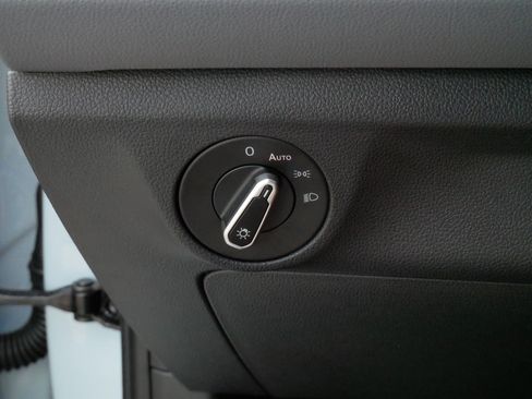 Certified 2026 Volkswagen Jetta SEL FWD image 27