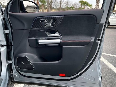 Certified 2025 Mercedes-Benz GLA 250 image 23