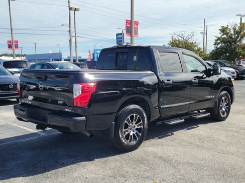 Certified 2023 Nissan Titan SV w/ SV Convenience Package RWD image 4
