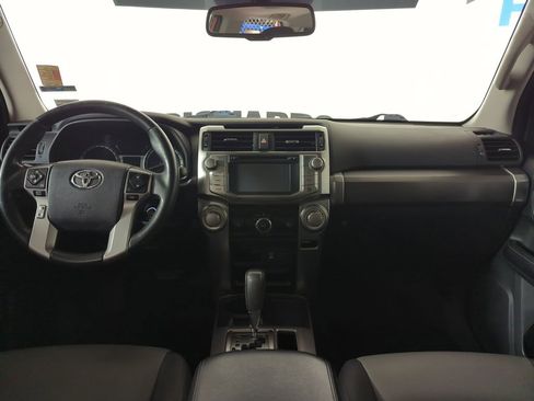 Used 2015 Toyota 4Runner SR5 Premium image 10