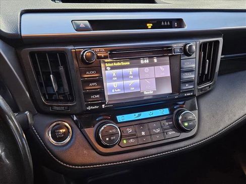 Used 2018 Toyota RAV4 XLE image 14