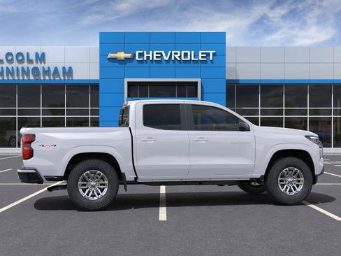 New 2024 Chevrolet Colorado LT w/ LT Convenience Package III image 35