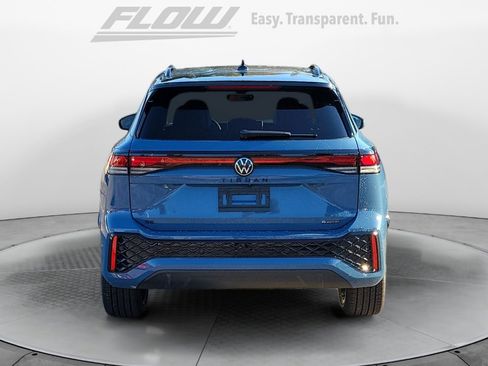 New 2026 Volkswagen Tiguan SE R-Line image 6