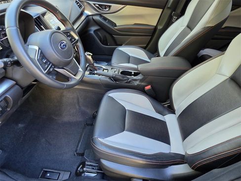 Used 2023 Subaru Crosstrek 2.5i Limited w/ Moonroof Package image 8