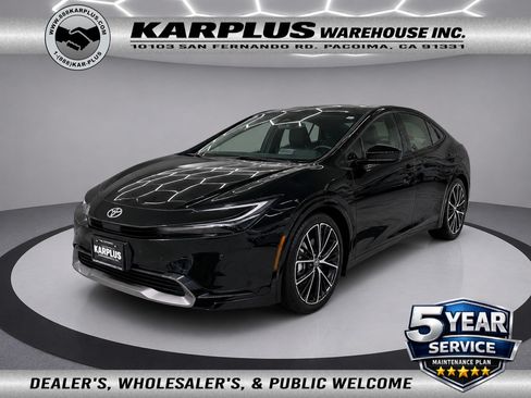 Used 2024 Toyota Prius Limited FWD image 1