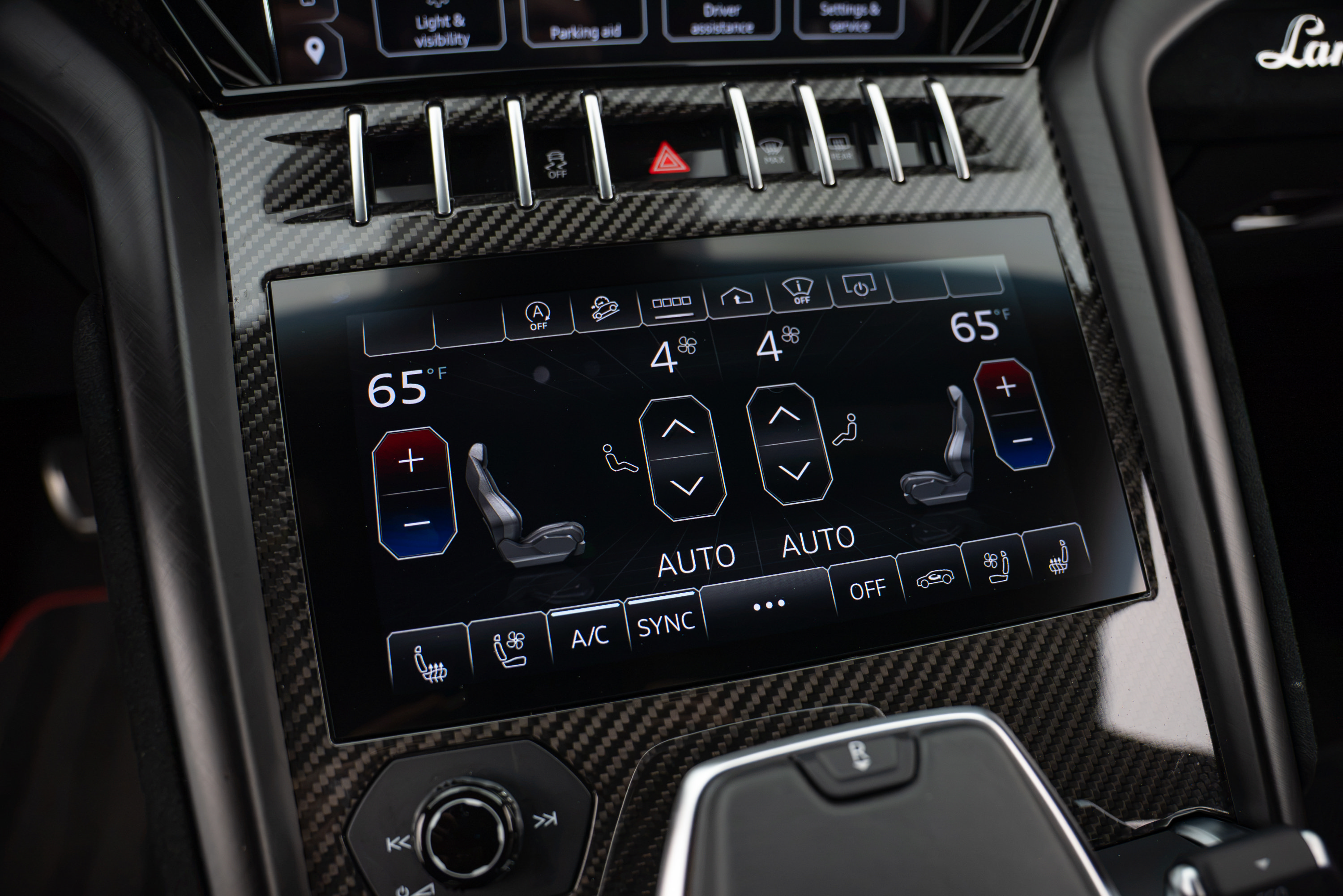 Used 2023 Lamborghini Urus Performante AWD/4WD image 18