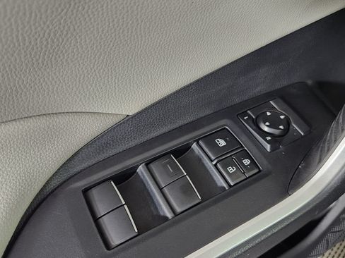 Used 2020 Toyota RAV4 XLE Premium AWD/4WD image 14