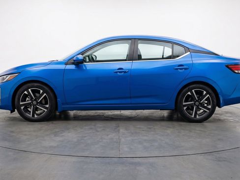 Used 2025 Nissan Sentra SV FWD image 5