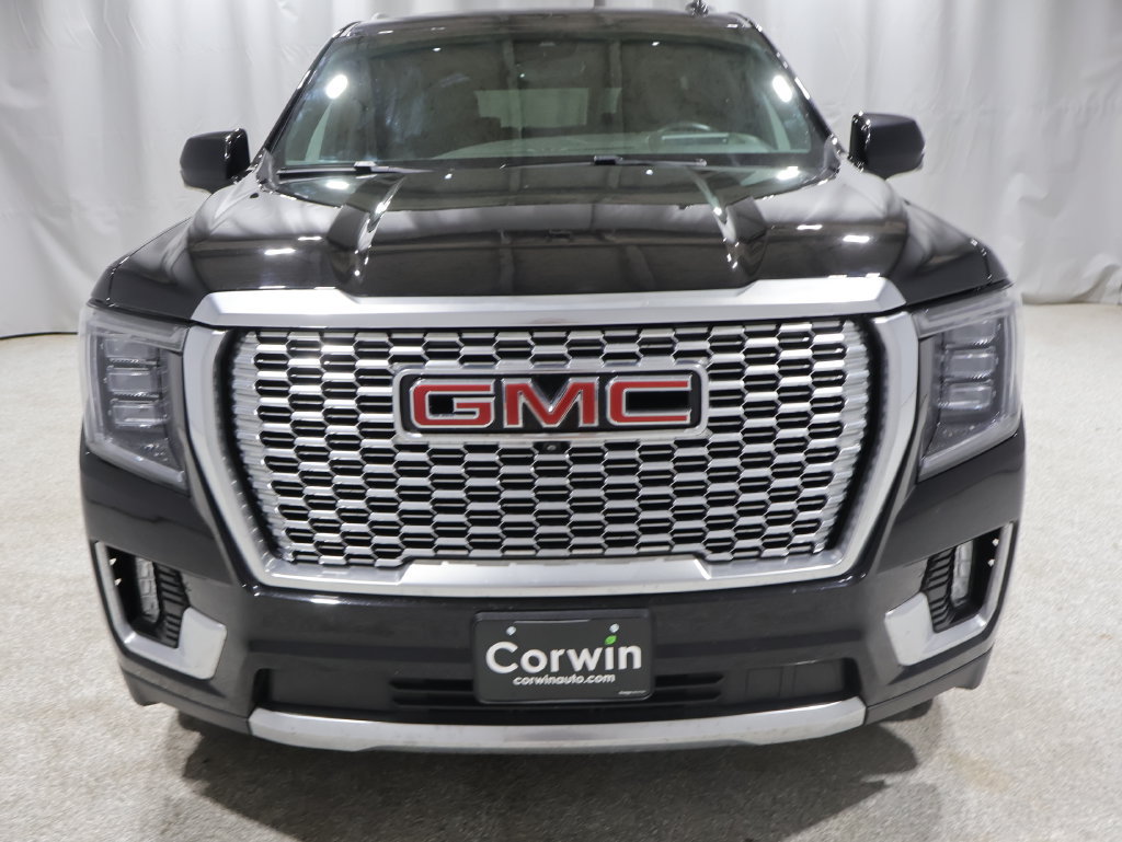 Used 2024 GMC Yukon Denali w/ Denali Reserve Package AWD/4WD image 9
