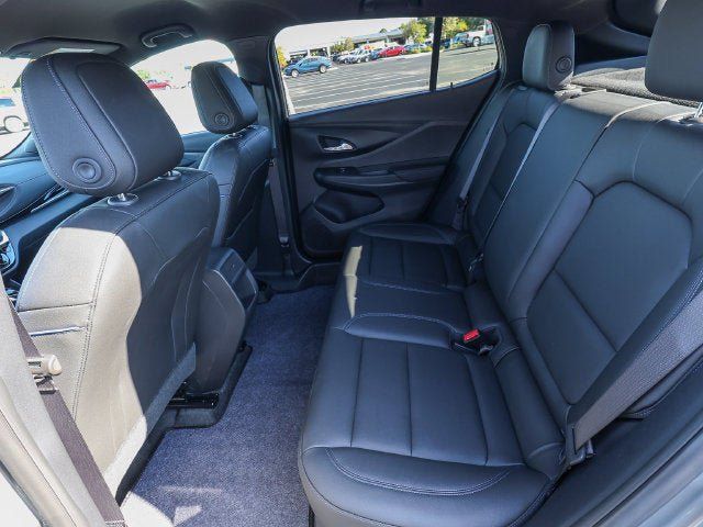 Used 2025 Buick Envista Sport Touring w/ Convenience I Package FWD image 26