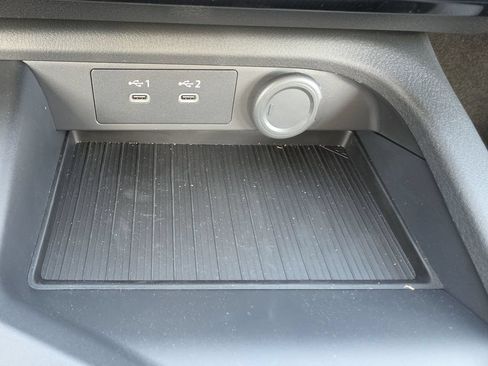 New 2026 Nissan Sentra SV w/ Floor Mat Package FWD image 34