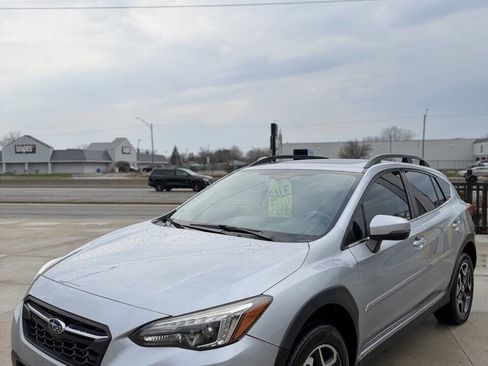 Used 2018 Subaru Crosstrek 2.0i Limited image 3