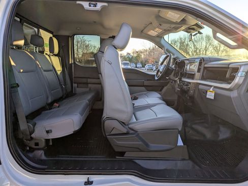 New 2026 Ford F550 4x4 Supercab Super Duty image 35