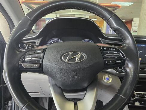 Used 2019 Hyundai Elantra Value Edition FWD image 21
