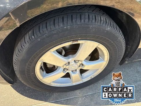 Used 2012 Chevrolet Cruze LT FWD image 2