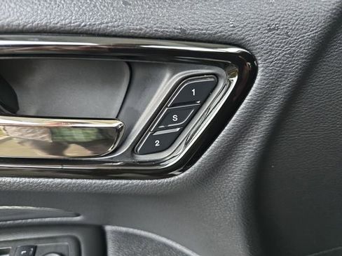 Used 2022 Dodge Durango R/T image 28