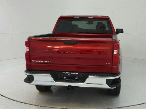 Used 2023 Chevrolet Silverado 1500 LT AWD/4WD image 6