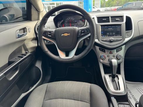 Used 2019 Chevrolet Sonic LT w/ Convenience Package FWD image 12