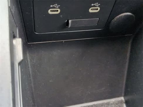 Used 2024 MAZDA MAZDA3 s image 32