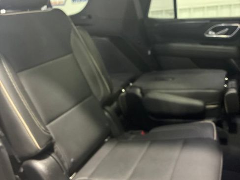 Used 2021 GMC Yukon SLT w/ SLT Premium Package AWD/4WD image 41