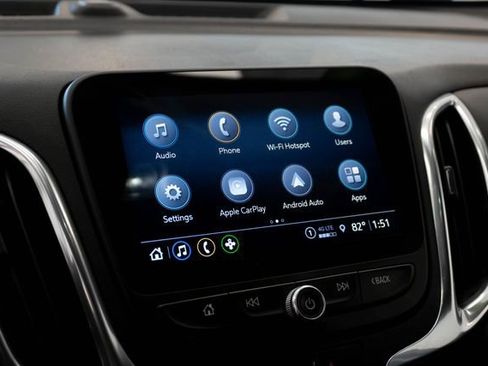 Used 2024 Chevrolet Equinox LT FWD image 4