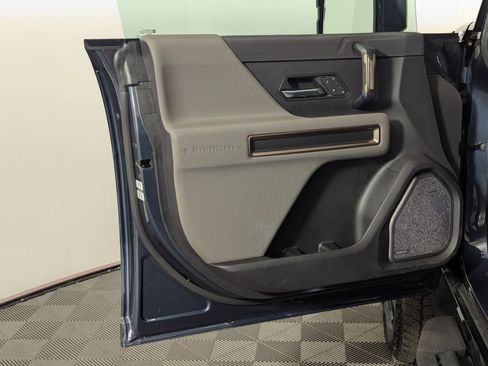Used 2025 GMC Hummer EV 2X AWD/4WD image 53