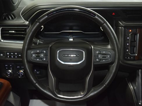 Used 2024 GMC Yukon Denali Ultimate AWD/4WD image 37