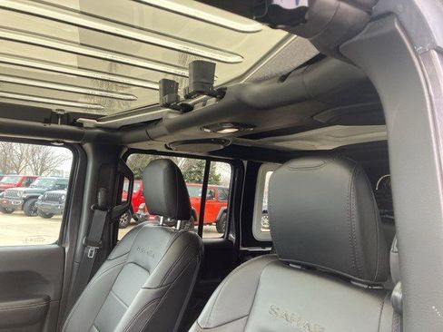 Certified 2018 Jeep Wrangler Unlimited Sahara image 14