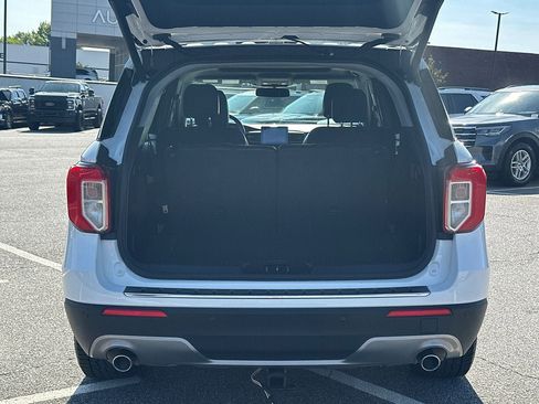 Used 2021 Ford Explorer Limited w/ Equipment Group 301A image 18