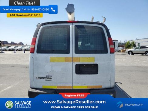 Used 2013 Chevrolet Express 2500 w/ Cold Climate Package image 8